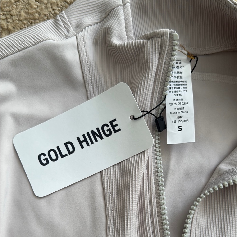 Stone Ribbed Quarter-Zip - Picture 2 of 6